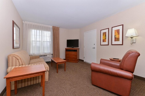 Candlewood Suites Elmira Horseheads image 17